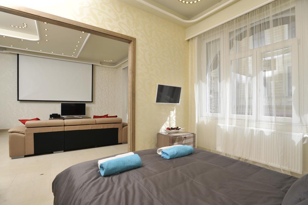 Basilica Grand Luxury In The Historic Center Διαμέρισμα Βουδαπέστη Δωμάτιο φωτογραφία